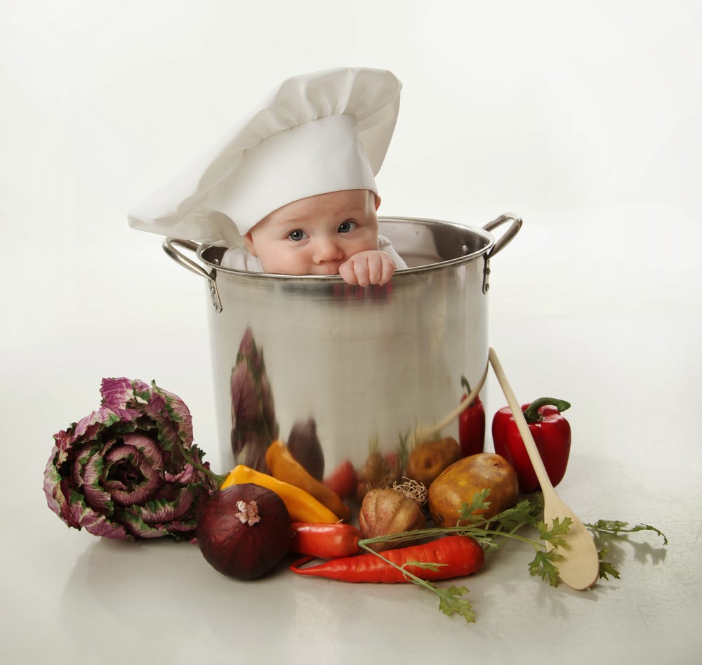 Bebeğinizin Katı Gıdalar İçin Hazır Olduğunu Nasıl Anlayabilirsiniz ?